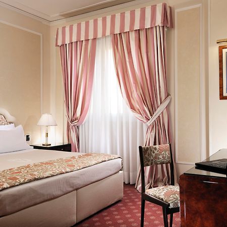 Hotel De La Ville Firenze Camera foto