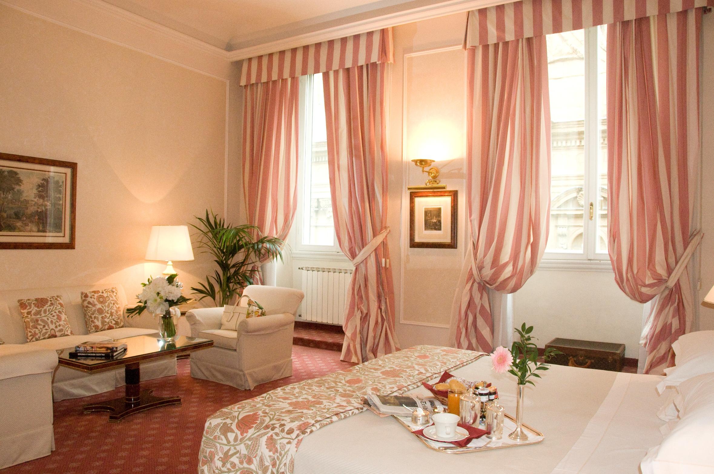 Hotel De La Ville Firenze Esterno foto
