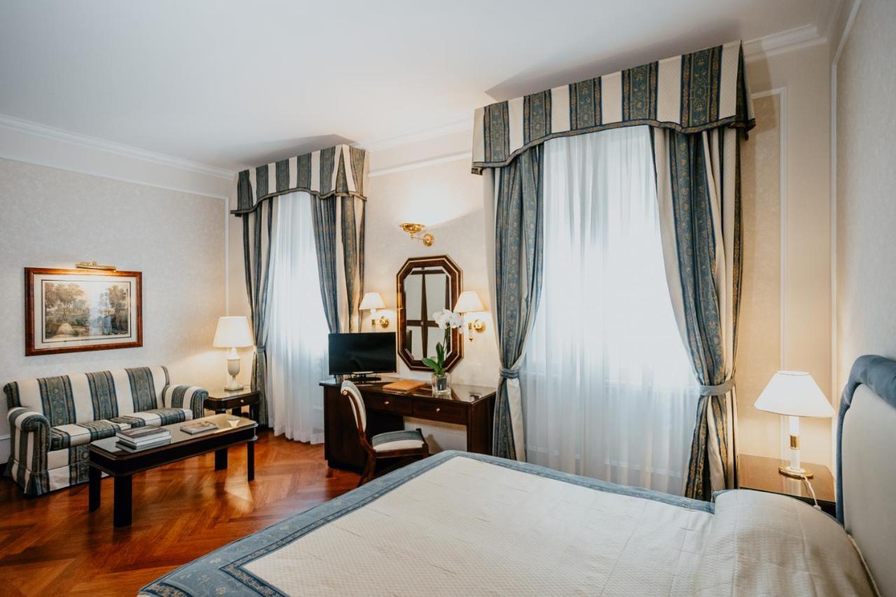 Hotel De La Ville Firenze Esterno foto