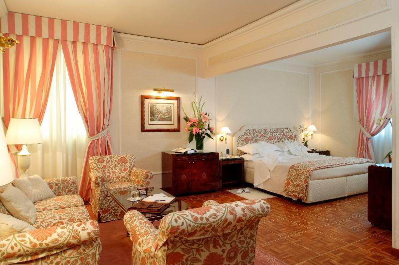 Hotel De La Ville Firenze Camera foto