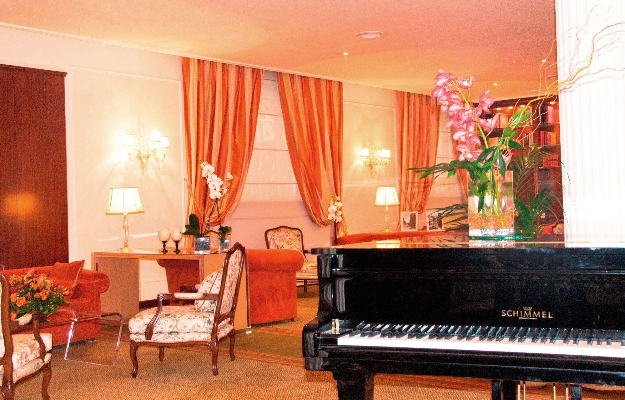 Hotel De La Ville Firenze Esterno foto